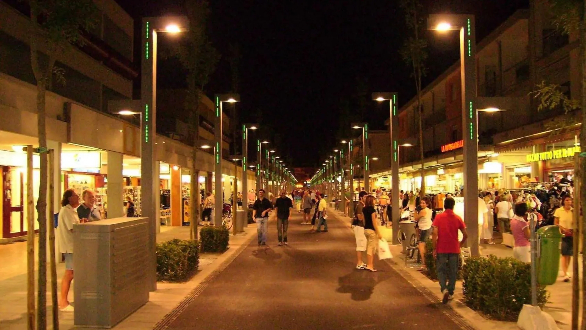 Bright Apartment Near The Beach In Bibione 0*,  Italy